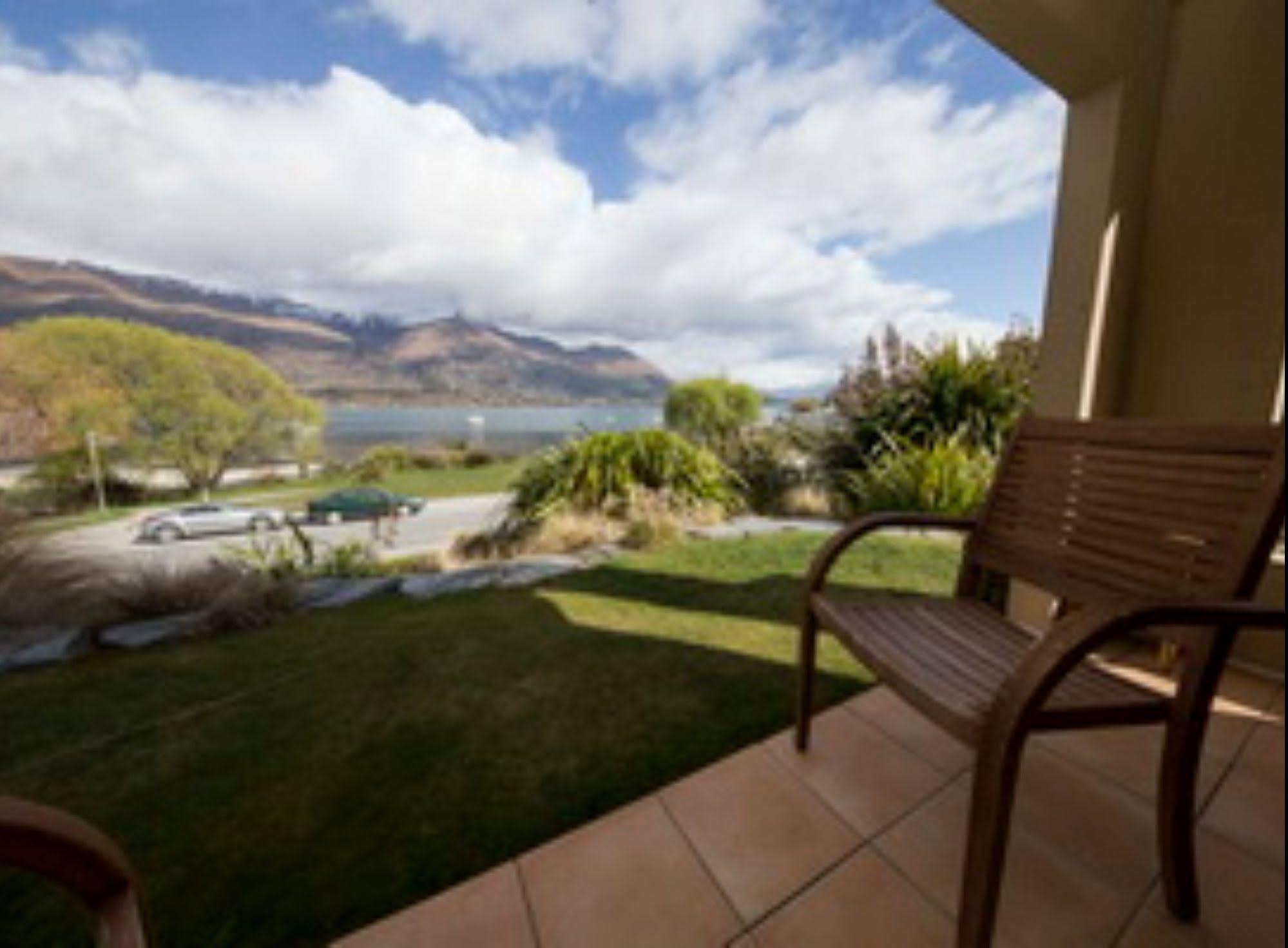 The Moorings Motel And Apartments Wanaka Eksteriør billede